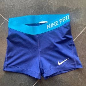 Nike Women's Pro 3” Shorts Small Blue Teal
